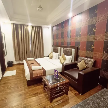 Hotel Waterfall Paschim Vihar Delhi-3