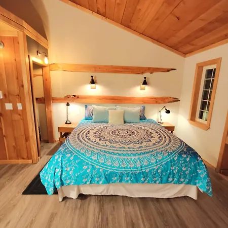Hummingbird B&B-2