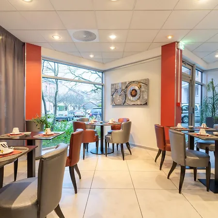 Brit Hotel Belfort Centre-Le Boreal-3