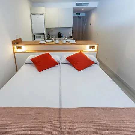 Ola Apartamentos Finisterre-2