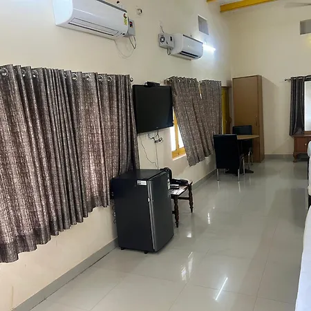 Hotel Utsav Grand-2