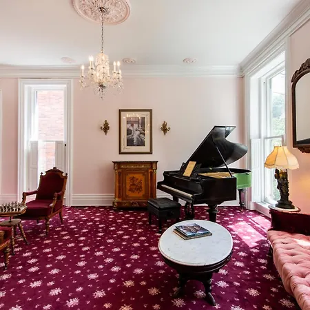 Central Park Bed & Breakfast-3