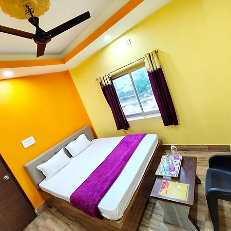 Goroomgo Sahoo Palace Puri - Prime Location Near Sea Beach - Excellent Service With Parking Facilities-2