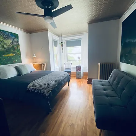 Au Loup, Maison Elegante Avec Arrivee Autonome-2