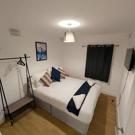 London En-Suite Double Rooms - Leytonstone E11-2