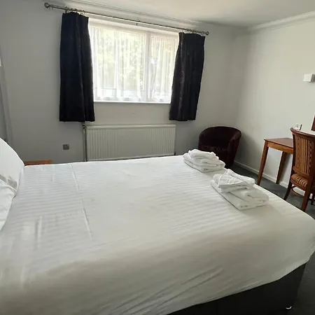 Roman Way Hotel A5 Cannock-3