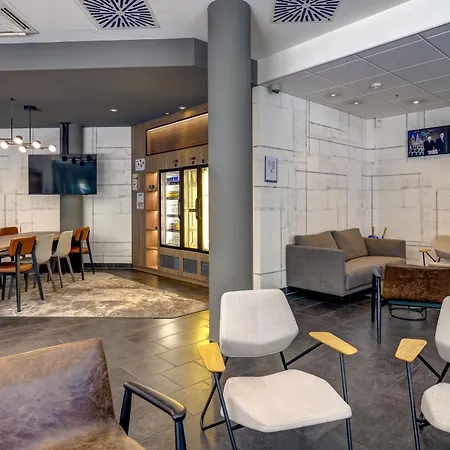 Novotel Suites Muenchen Parkstadt Schwabing-3