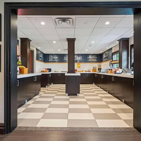 Hampton Inn Ridgefield Park-2