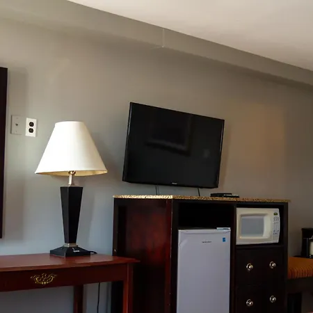 Saxony Motel-2
