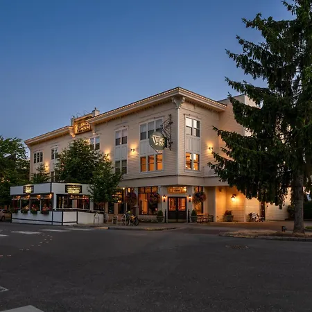 Fairhaven Village Inn-3