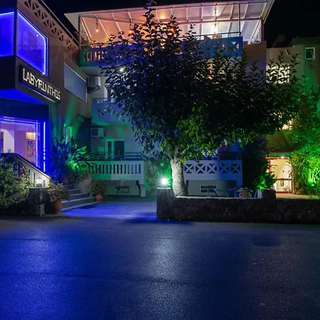 Labyrinth Hotel-3