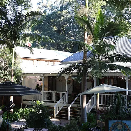 Montville Country Cabins-3