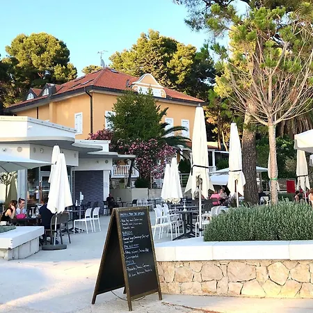 Glamping Tents | Losinj | Camp Cikat-3