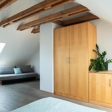 Main Landhaus-3