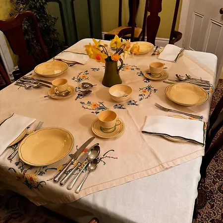 Anne'S House-3