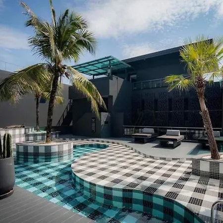 Foto Hotel Phuket Beachfront-3