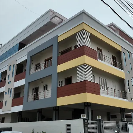 Padma Homes Stay- Luxury Service Apartment 1Bhk & 2Bhk & 3Bhk-2