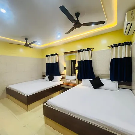Hotel Holiday Home-3