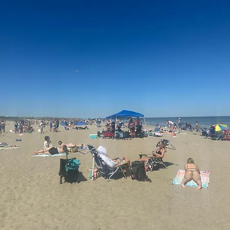 Barefoot Landing Resort-2