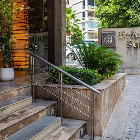 Britannia Suites-2