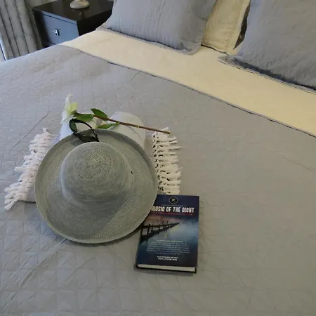 Easy Five Guest House-2
