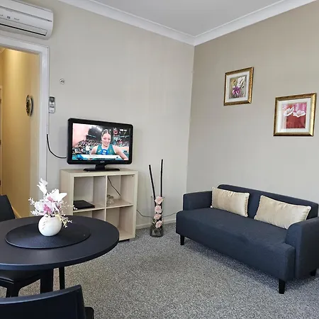 Country Lodge Motor Inn-2