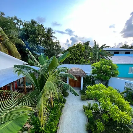 Seaside Dhigurah-3