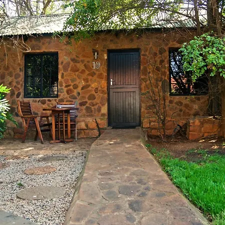 Khayamanzi Guesthouse-2