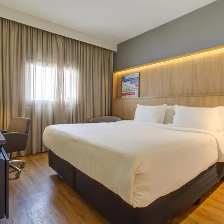 Hampton By Hilton Guarulhos Airport-3