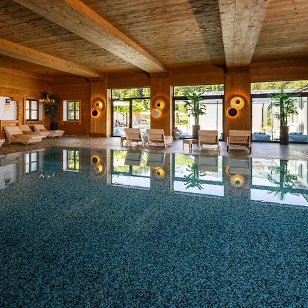 Alm- & Wellnesshotel Alpenhof-2