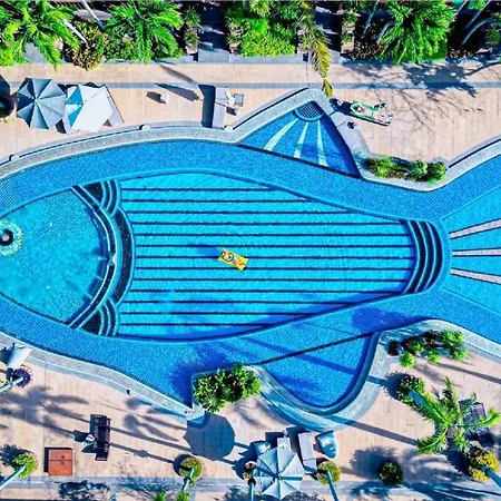 Botany Beach Resort Pattaya-3