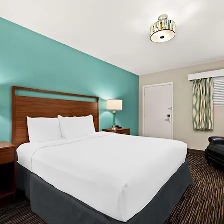 Best Western Route 66 Rail Haven-3