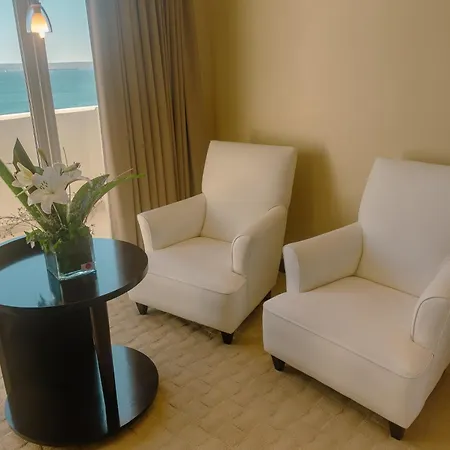 Rayentray Grand Hotel-2