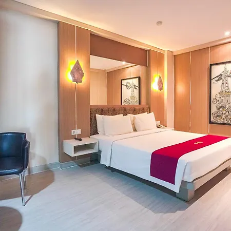 Pyrenees Malioboro Hotel-2