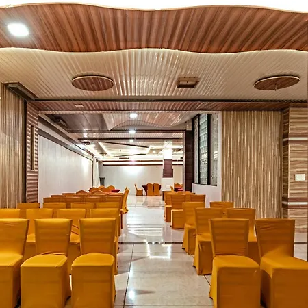 Treebo Chandigarh Grand-2