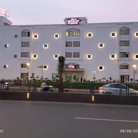 Hotel Ashray Inn Express-2