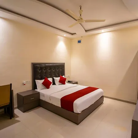 Hotel Bkc Inn - Near Trade Center, Visa Consulate Bkc-3