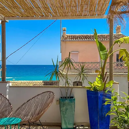 Moona Hostal Altea-2
