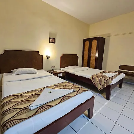 Hotel Indsurya-2