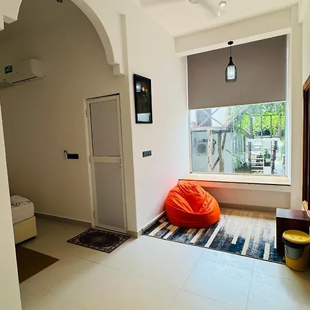 Arugambay Surf Resort-3