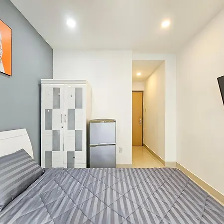 Golden Sun 3 Apartment-2