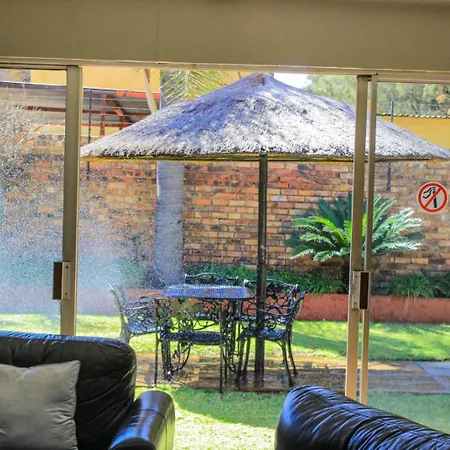 Glen Rest Country Lodge-2