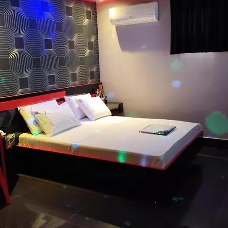 Motel Zurich 2-2