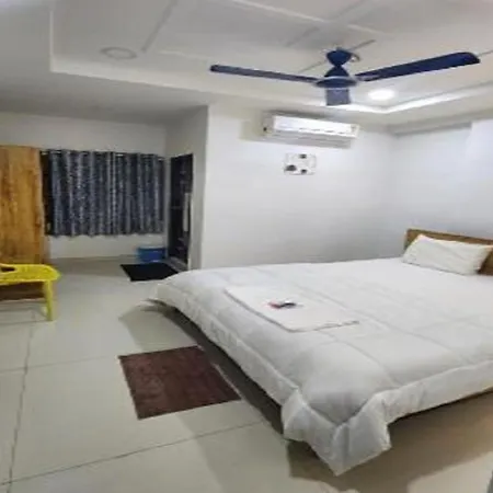 Hotel Viraaj Suites Telangana-3