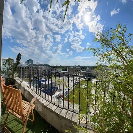 Nexliving Berlin Brandenburger Tor-3