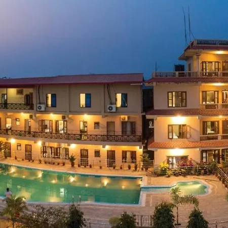 Hotel Royal Safari Chitwan-3