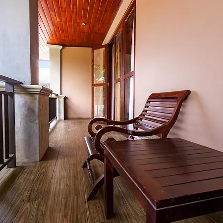 The Full Moon Hotel Katunayake-3