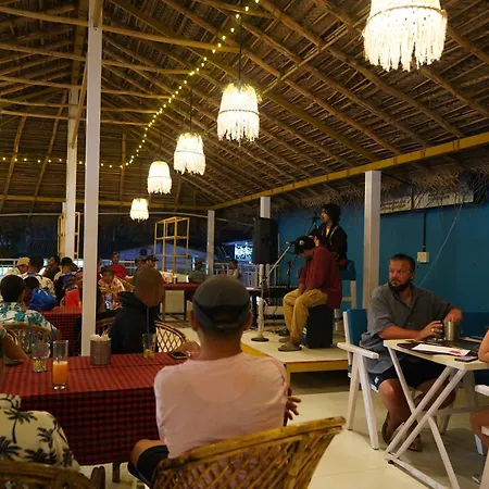 Casanova By The Sea - Just A Walk Away To Canacona Beach-3