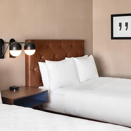 Four Points By Sheraton Penticton At The Convention Centre-2