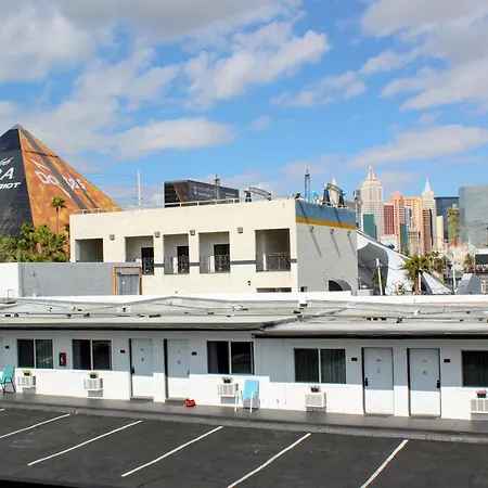 Nirvana Hotel-2